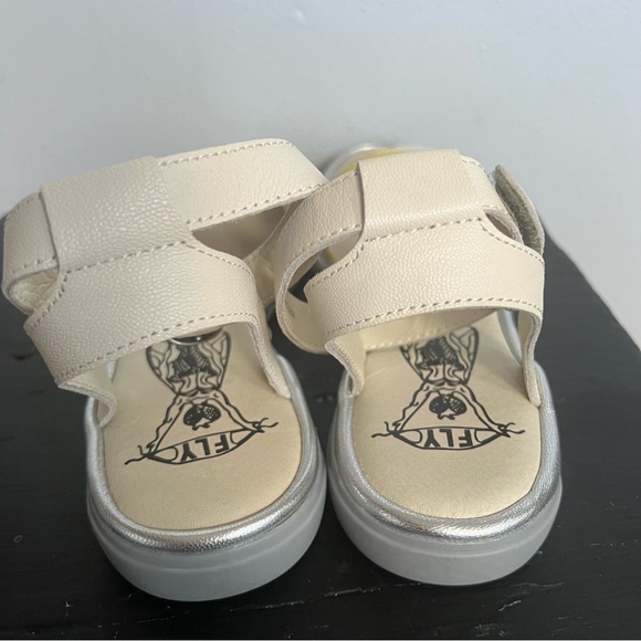 Fly London Cune165fly Leather Sandals - Picture 5 of 10